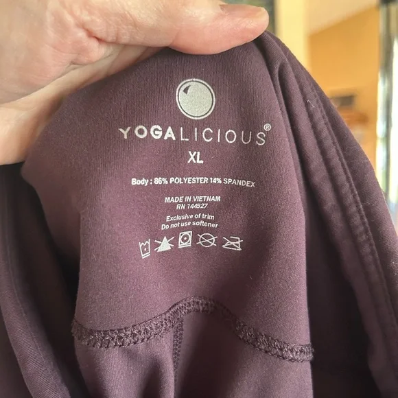 Yogalicious Deep Plum Leggings - Picture 4 of 5